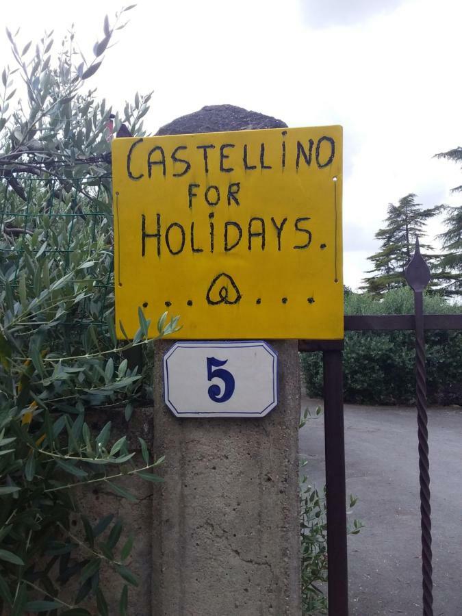 Castellino4Holidays มอนเตริจโจนี ภายนอก รูปภาพ